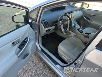 2012 Toyota Prius Two - zdjęcie 21 z 56 - miniatura