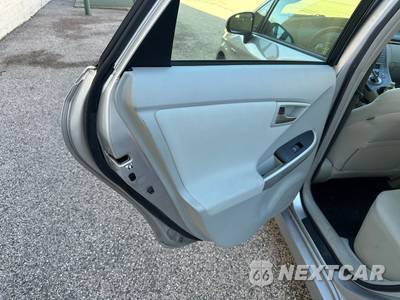 2012 Toyota Prius Two - zdjęcie 24 z 56 - miniatura