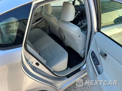 2012 Toyota Prius Two - zdjęcie 30 z 56 - miniatura