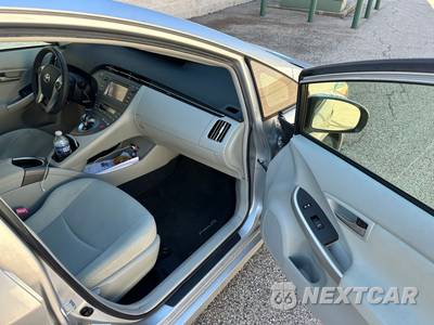 2012 Toyota Prius Two - zdjęcie 33 z 56 - miniatura