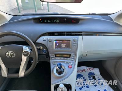 2012 Toyota Prius Two - zdjęcie 42 z 56 - miniatura