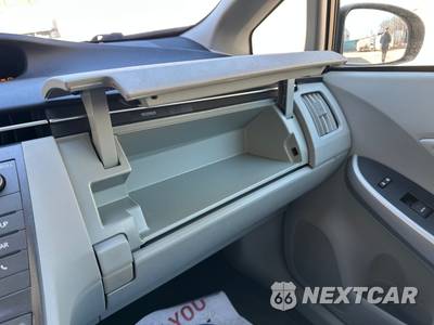 2012 Toyota Prius Two - zdjęcie 56 z 56 - miniatura