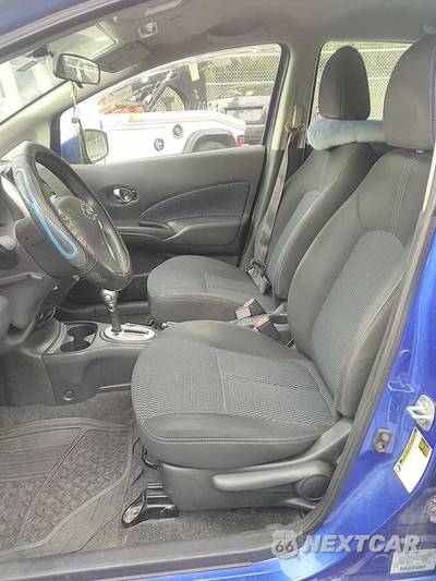 2015 Nissan Versa Note SV - zdjęcie 5 z 10 - miniatura
