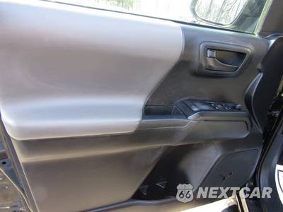 2019 Toyota Tacoma SR Extended Cab Long Bed w/Rear Doors - zdjęcie 9 z 32 - miniatura