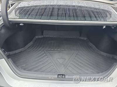 2018 Toyota Camry XLE - zdjęcie 19 z 21 - miniatura