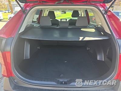 2023 Toyota RAV4 XLE - zdjęcie 19 z 24 - miniatura