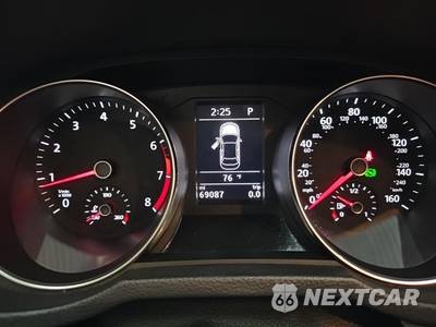 2017 Volkswagen Passat 1.8T R-Line w/Comfort Pkg - zdjęcie 15 z 21 - miniatura