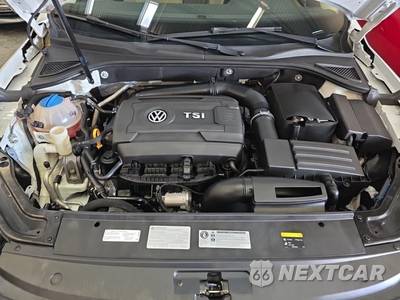 2017 Volkswagen Passat 1.8T R-Line w/Comfort Pkg - zdjęcie 18 z 21 - miniatura