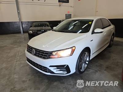 2017 Volkswagen Passat 1.8T R-Line w/Comfort Pkg