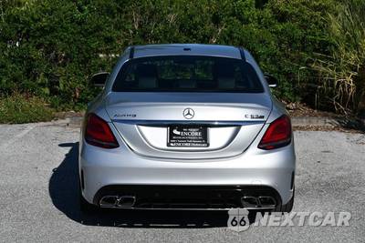 2020 Mercedes-Benz AMG C 63 S Sedan - zdjęcie 31 z 50 - miniatura