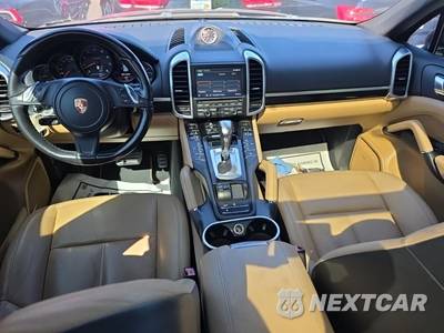 2014 Porsche Cayenne Platinum Ed. - zdjęcie 14 z 41 - miniatura