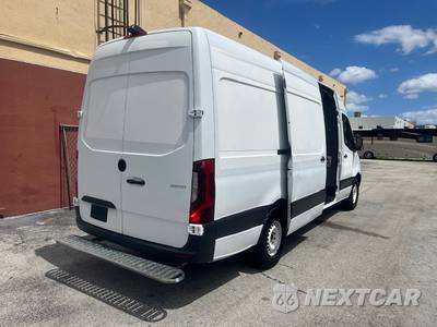 2019 Mercedes-Benz Sprinter 2500 Base - zdjęcie 7 z 13 - miniatura