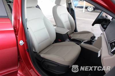 2017 Hyundai Elantra SE Sedan - zdjęcie 28 z 48 - miniatura