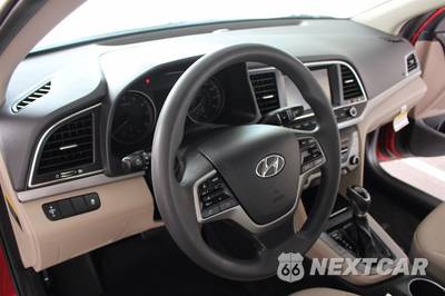 2017 Hyundai Elantra SE Sedan - zdjęcie 35 z 48 - miniatura