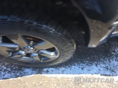 2015 Nissan TITAN SV Extended Cab Medium Bed - zdjęcie 10 z 21 - miniatura