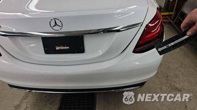 2020 Mercedes-Benz C 300 Sedan - zdjęcie 24 z 30 - miniatura