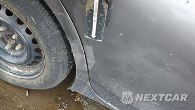 2016 Toyota Camry LE - zdjęcie 12 z 19 - miniatura