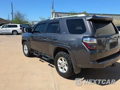2018 Toyota 4Runner SR5 Premium - zdjęcie 6 z 12 - miniatura