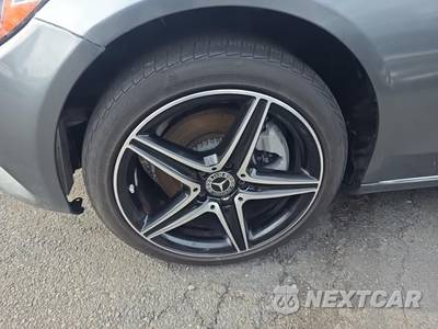 2017 Mercedes-Benz C 300 4MATIC Sedan - zdjęcie 8 z 28 - miniatura