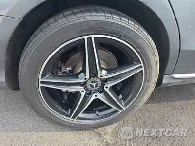 2017 Mercedes-Benz C 300 4MATIC Sedan - zdjęcie 10 z 28 - miniatura