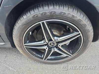 2017 Mercedes-Benz C 300 4MATIC Sedan - zdjęcie 11 z 28 - miniatura