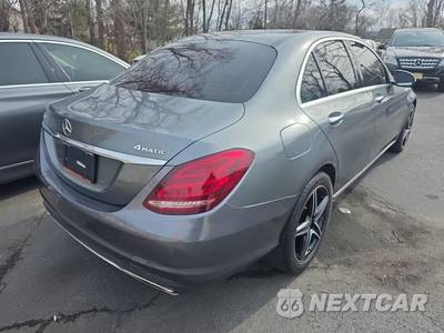 2017 Mercedes-Benz C 300 4MATIC Sedan - zdjęcie 4 z 28 - miniatura