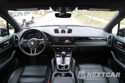2023 Porsche Cayenne - zdjęcie 44 z 47 - miniatura