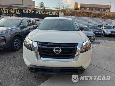 2023 Nissan Pathfinder S - zdjęcie 2 z 28 - miniatura