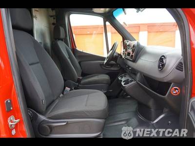 2019 Mercedes-Benz Sprinter 2500 Cargo Van High Roof 170.0" WB - zdjęcie 26 z 39 - miniatura