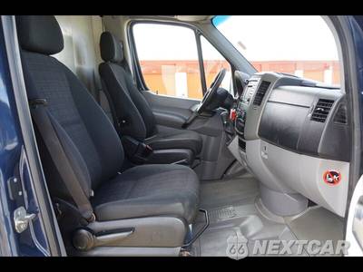 2018 Mercedes-Benz Sprinter 2500 Cargo Van Standard Roof 144.3" WB - zdjęcie 27 z 41 - miniatura