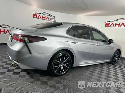 2021 Toyota Camry SE - zdjęcie 9 z 40 - miniatura