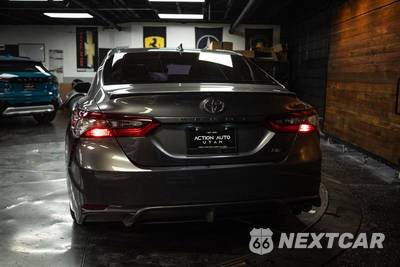 2023 Toyota Camry SE - zdjęcie 6 z 30 - miniatura