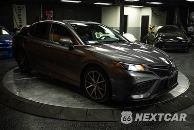 2023 Toyota Camry SE - zdjęcie 5 z 30 - miniatura