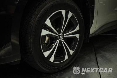 2025 Toyota bZ4X XLE - zdjęcie 3 z 31 - miniatura