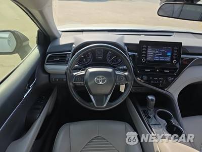 2023 Toyota Camry SE - zdjęcie 14 z 25 - miniatura
