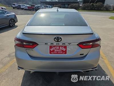 2023 Toyota Camry SE - zdjęcie 5 z 25 - miniatura