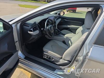 2023 Toyota Camry SE - zdjęcie 13 z 25 - miniatura