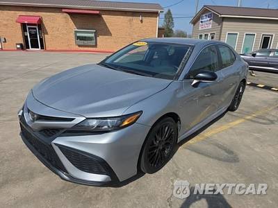 2023 Toyota Camry SE - zdjęcie 1 z 25 - miniatura