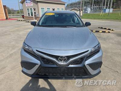 2023 Toyota Camry SE - zdjęcie 2 z 25 - miniatura