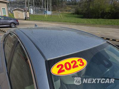 2023 Toyota Camry SE - zdjęcie 12 z 25 - miniatura