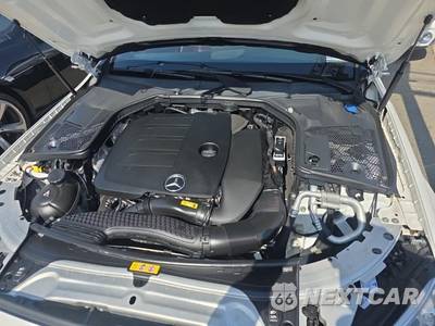2019 Mercedes-Benz C 300 4MATIC Sedan - zdjęcie 19 z 26 - miniatura
