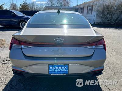 2023 Hyundai Elantra SEL - zdjęcie 5 z 39 - miniatura