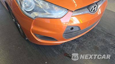 2012 Hyundai Veloster w/Black Interior - zdjęcie 1 z 13 - miniatura