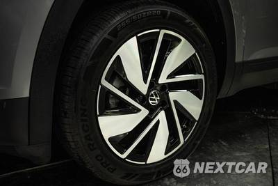 2024 Volkswagen Atlas 2.0T SE w/Technology - zdjęcie 3 z 29 - miniatura