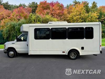 2013 Ford Super Duty E-450 Cutaway DRW - zdjęcie 4 z 52 - miniatura