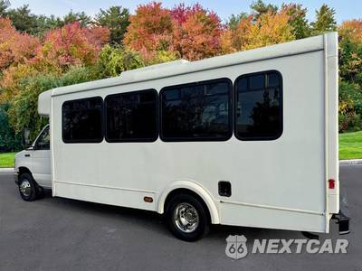 2013 Ford Super Duty E-450 Cutaway DRW - zdjęcie 5 z 52 - miniatura