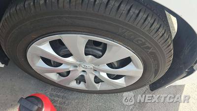 2020 Toyota Corolla LE Sedan - zdjęcie 13 z 23 - miniatura