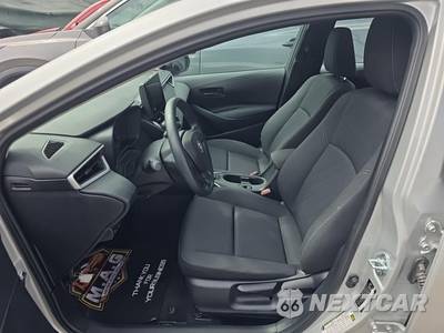 2025 Toyota Corolla LE Sedan - zdjęcie 13 z 31 - miniatura