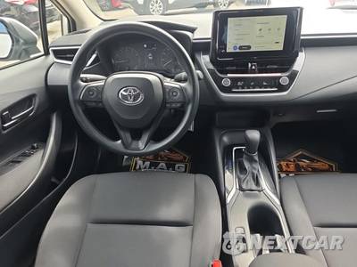 2025 Toyota Corolla LE Sedan - zdjęcie 14 z 31 - miniatura