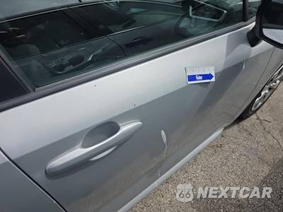 2025 Toyota Corolla LE Sedan - zdjęcie 20 z 31 - miniatura